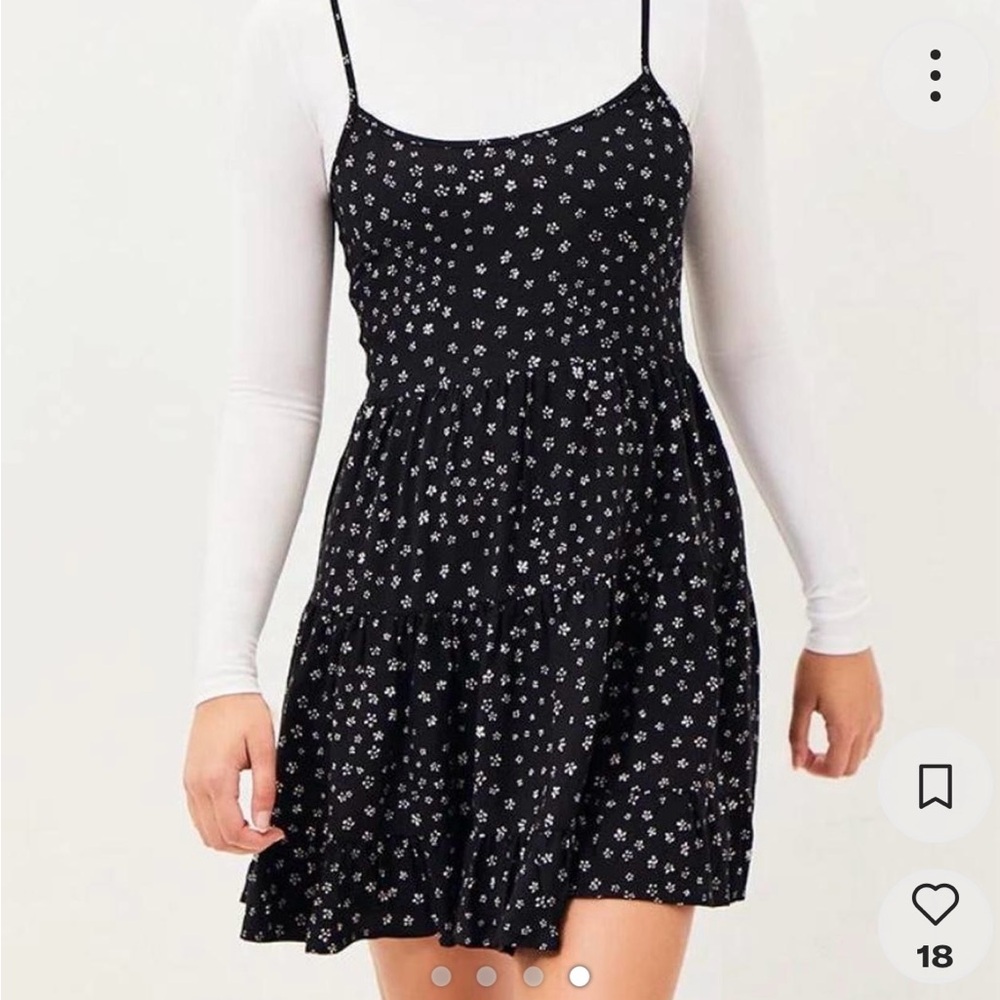 Floral Black and White laceup back Dress Size Small
